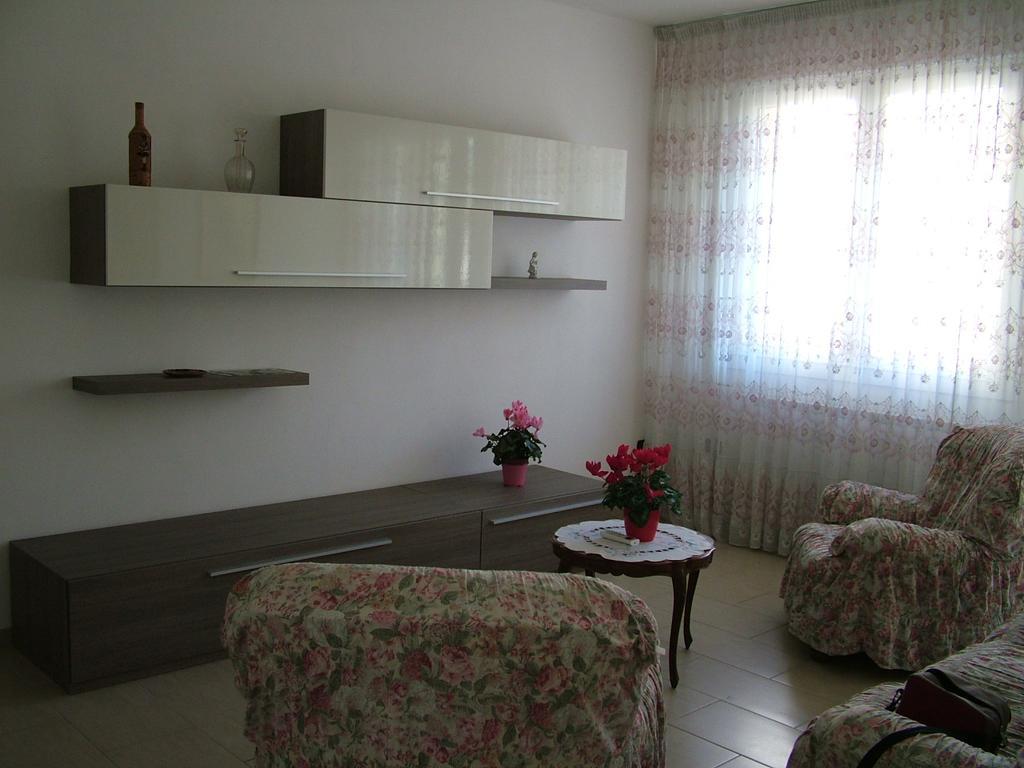 San Teodoro Apartment Mestre Zewnętrze zdjęcie